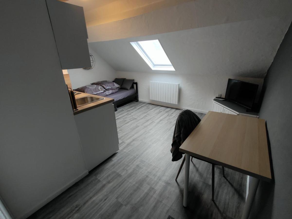 Studio "Sous Les Toits", Proche Hyper Centre Et Commerces ! Valenciennes Kültér fotó